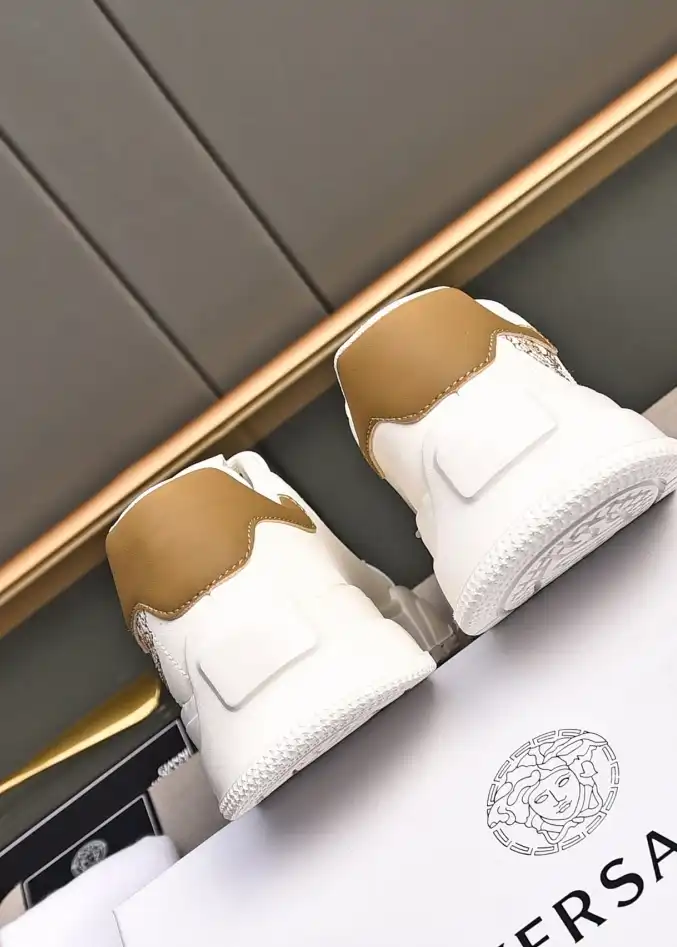 hype Givenchy Sneakers