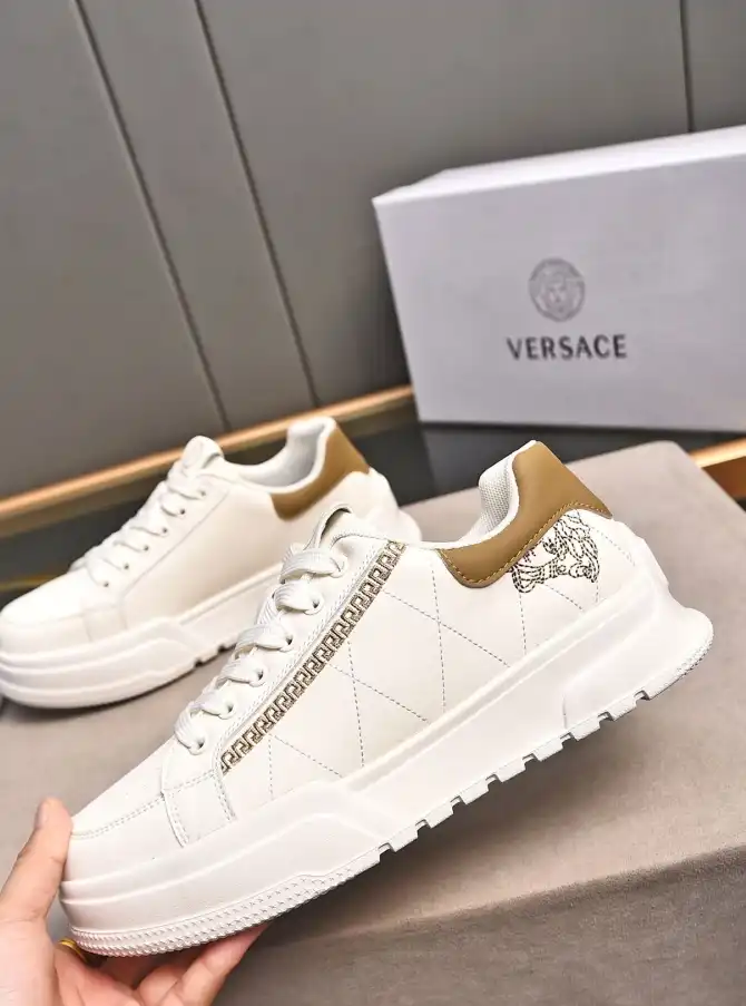 hype Givenchy Sneakers