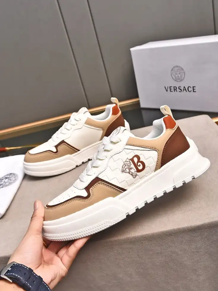 hype Givenchy Sneakers