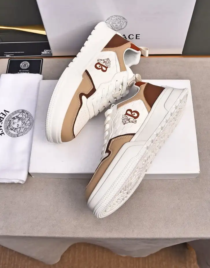 hype Givenchy Sneakers