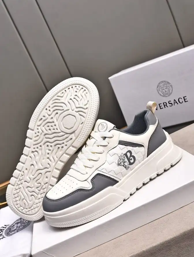 hype Givenchy Sneakers