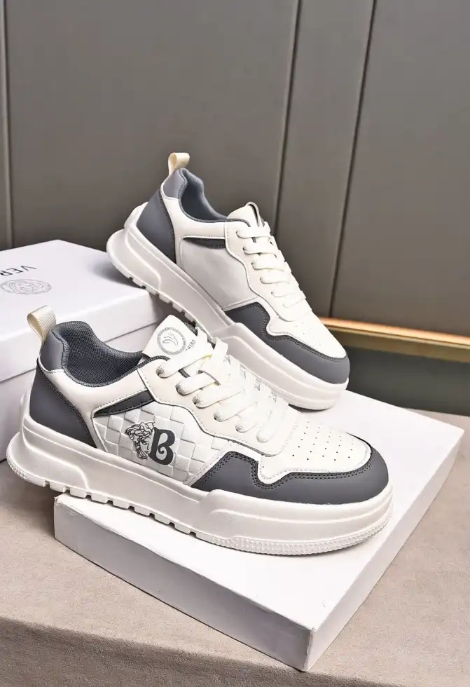 hype Givenchy Sneakers