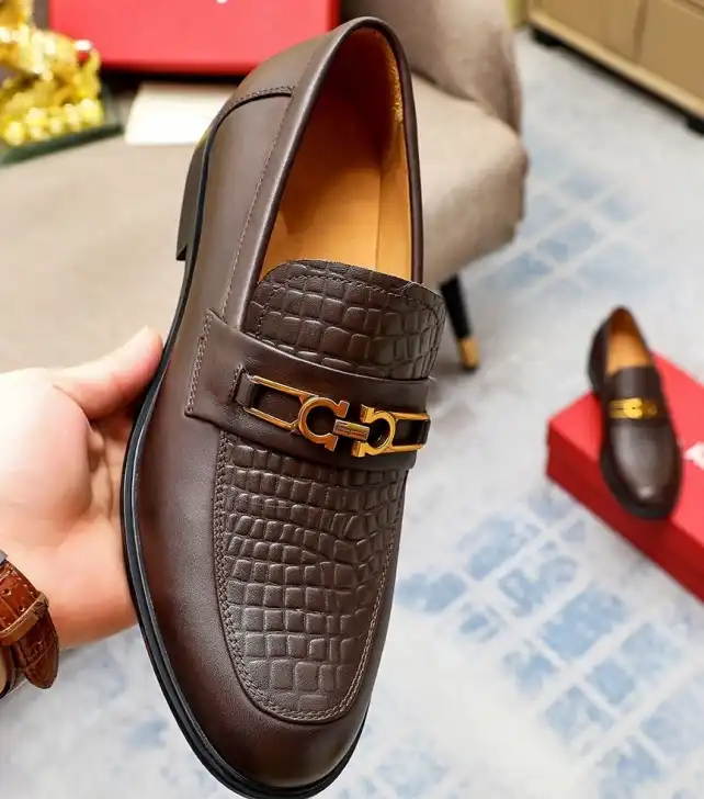 hype Ferragamo Leather Shoes