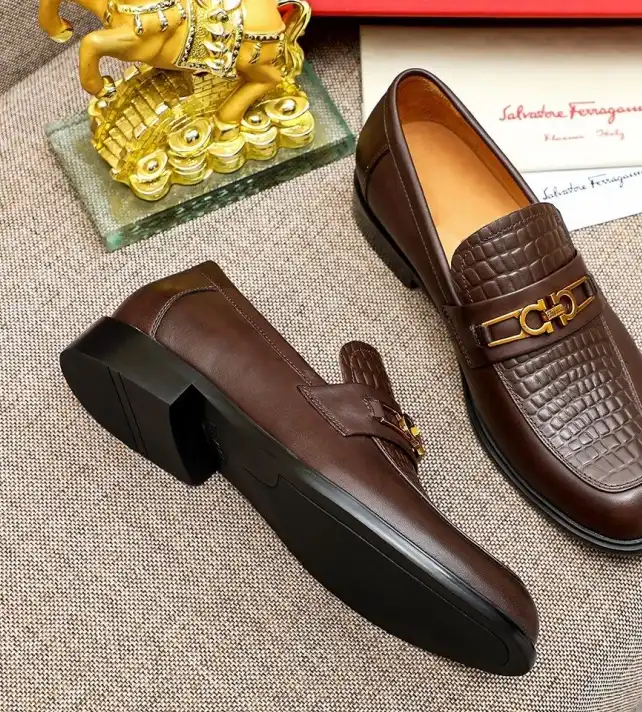 hype Ferragamo Leather Shoes