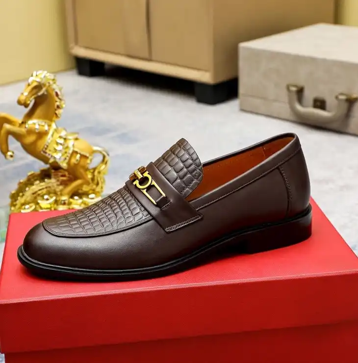 hype Ferragamo Leather Shoes