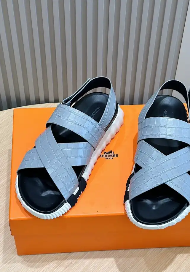 hype Hermes Sandals