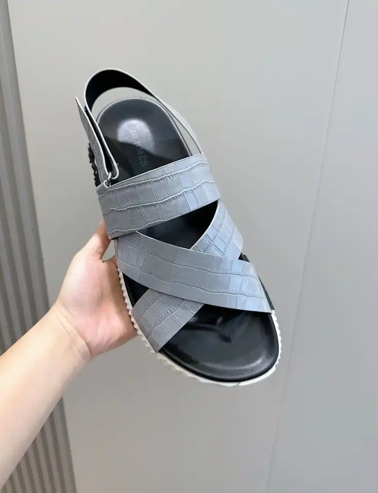 hype Hermes Sandals