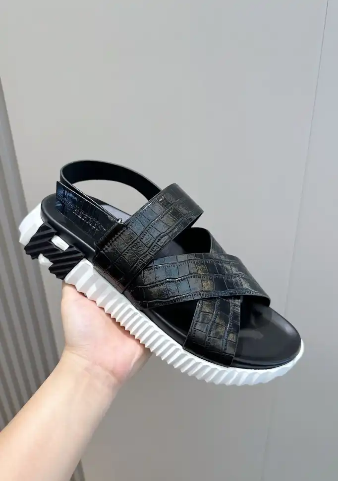 hype Hermes Sandals