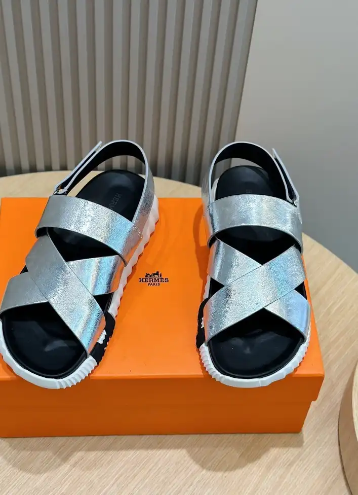 hype Hermes Sandals