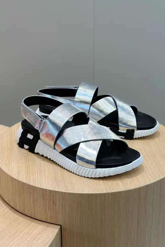 hype Hermes Sandals