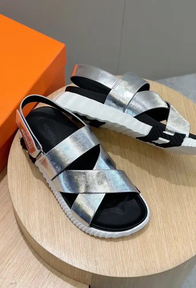 hype Hermes Sandals