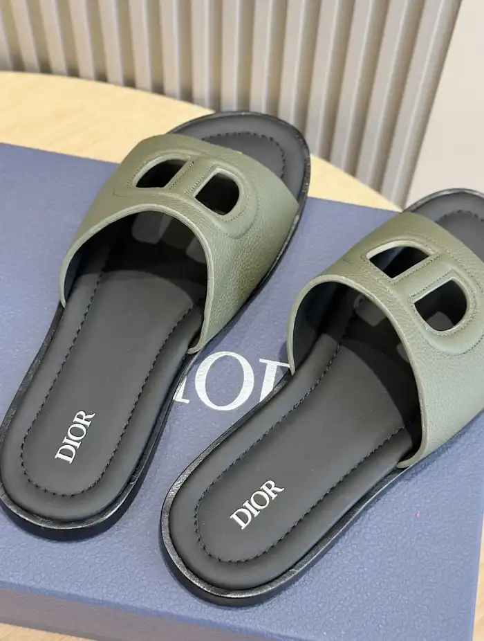 hype Christian Dior Slippers