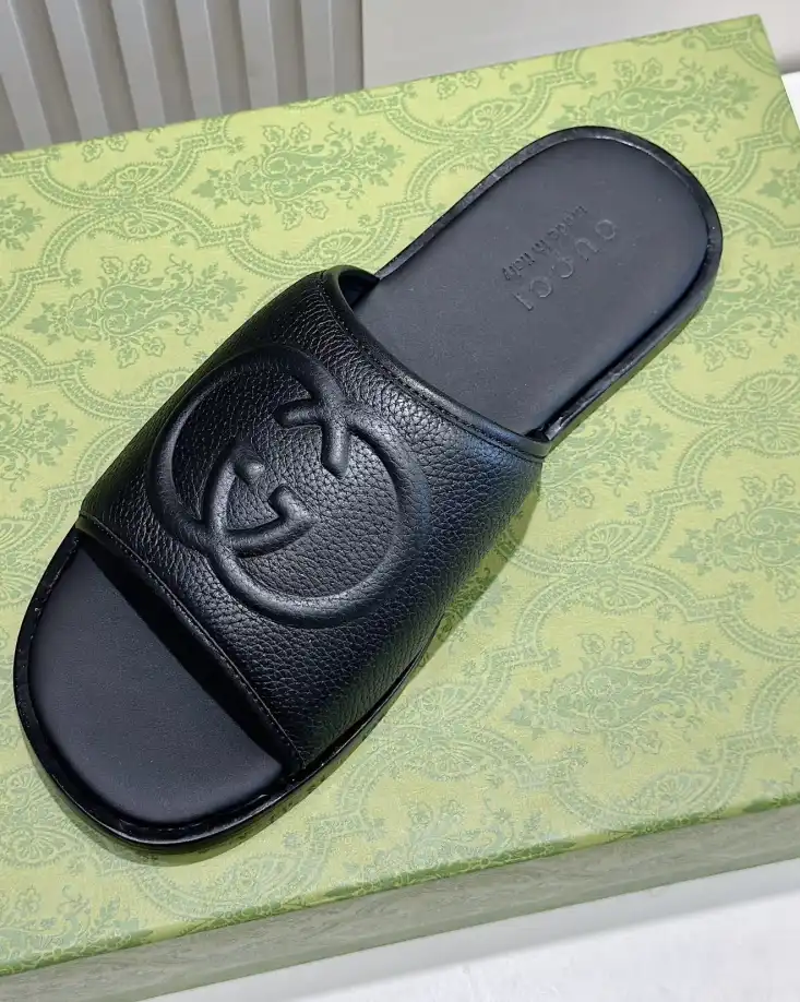 hype Gucci Slippers