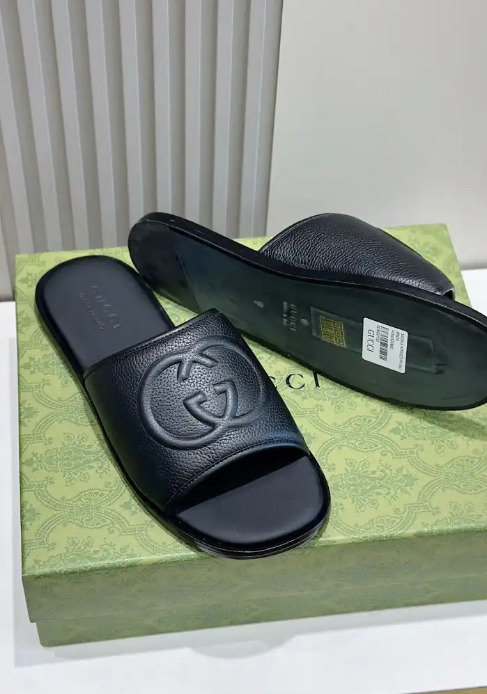 hype Gucci Slippers