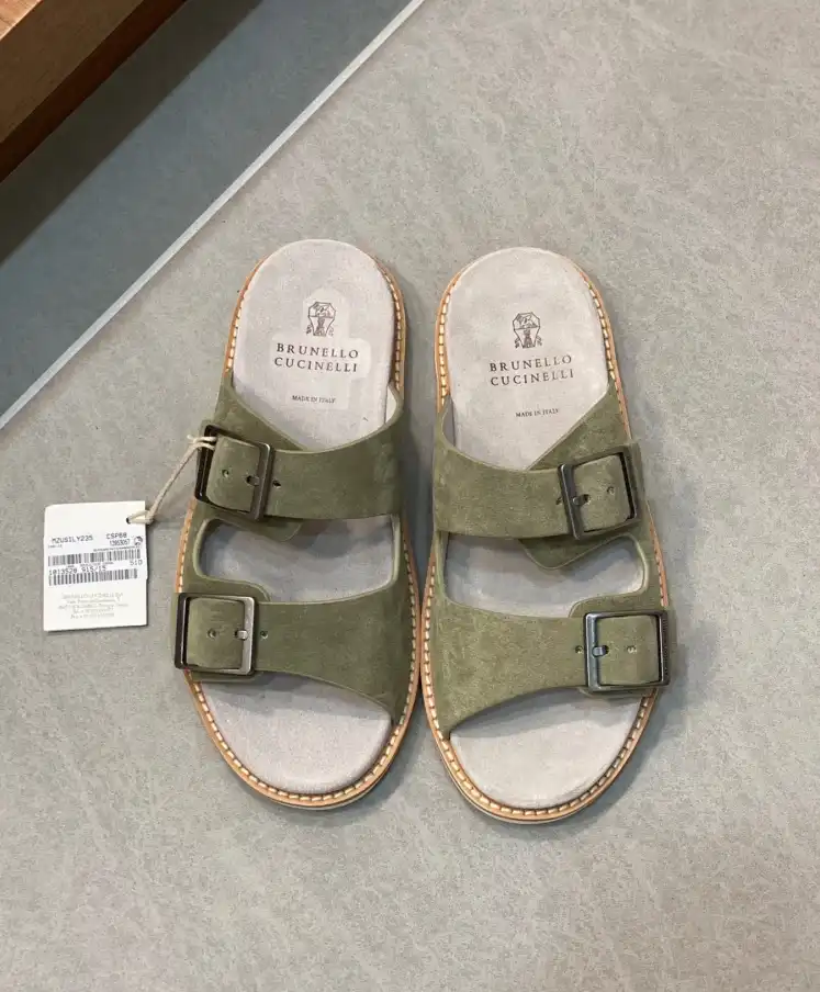 hype Brunello Cucinelli Slippers