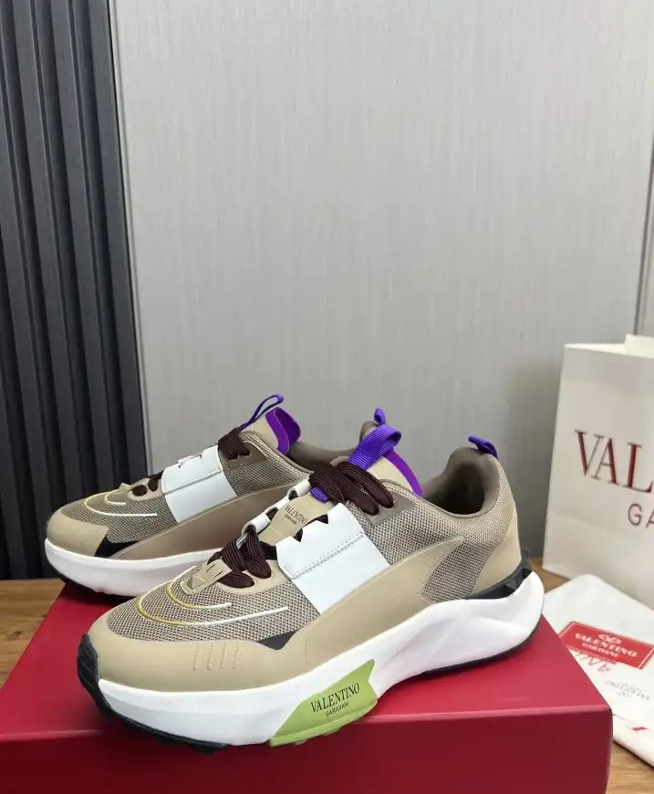 hype Valentino Casual Shoes