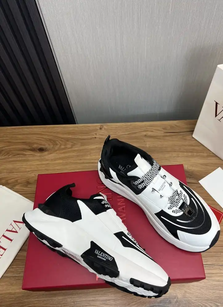 hype Valentino Casual Shoes