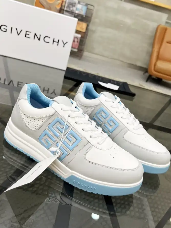 hype Givenchy Sneakers