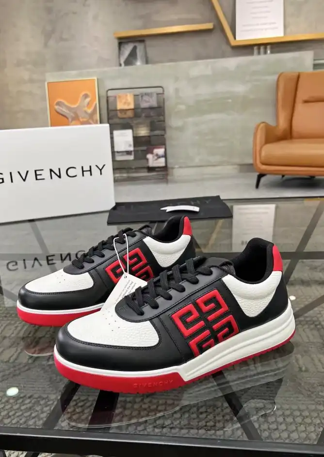 hype Givenchy Sneakers