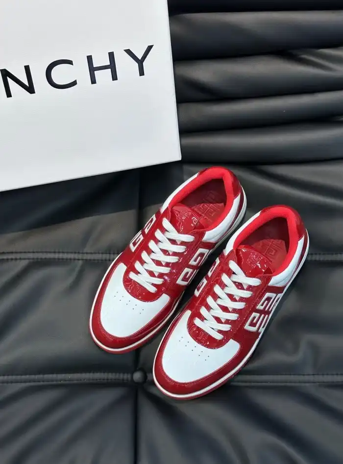 hype Givenchy Sneakers