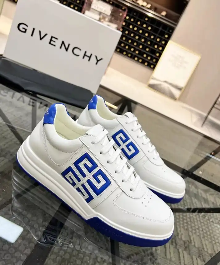 hype Givenchy Sneakers