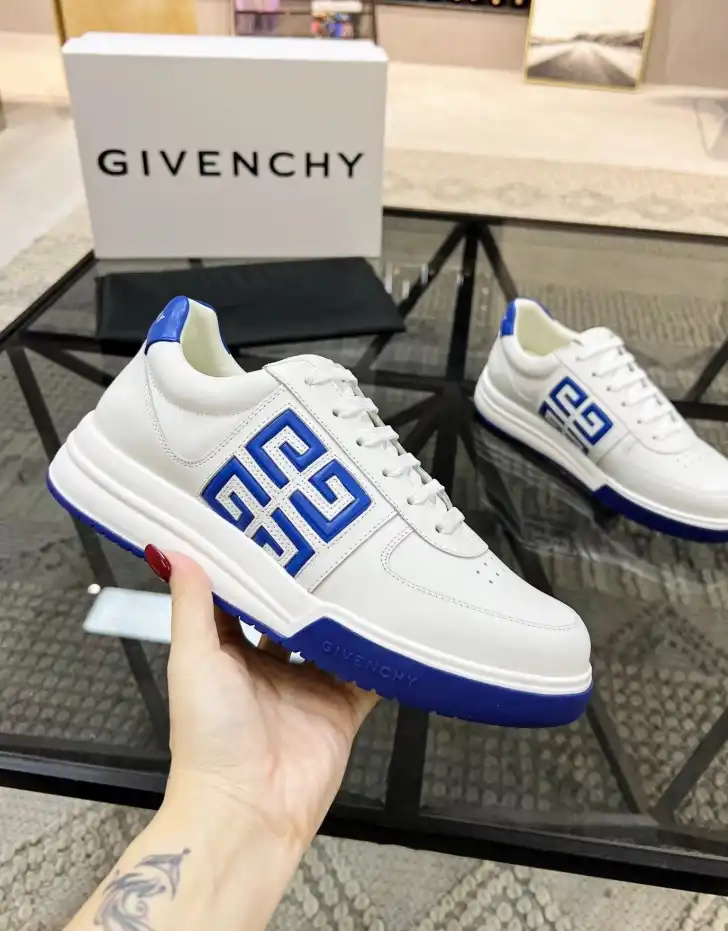 hype Givenchy Sneakers