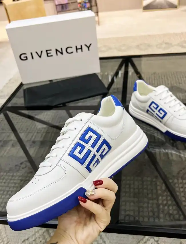 hype Givenchy Sneakers