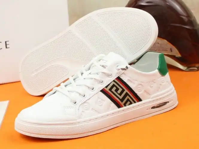 hype Givenchy Sneakers