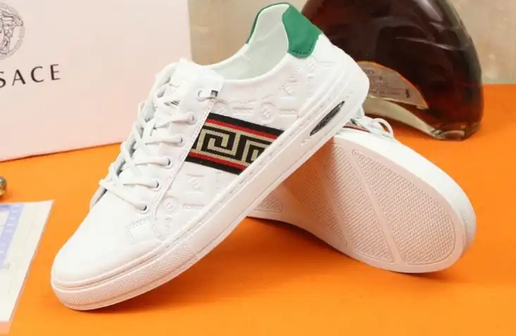 hype Givenchy Sneakers