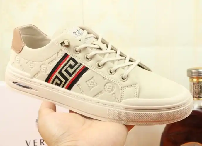 hype Givenchy Sneakers