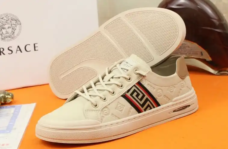 hype Givenchy Sneakers