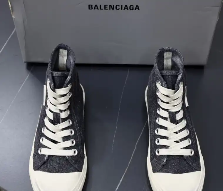 hype Balenciaga Sneakers