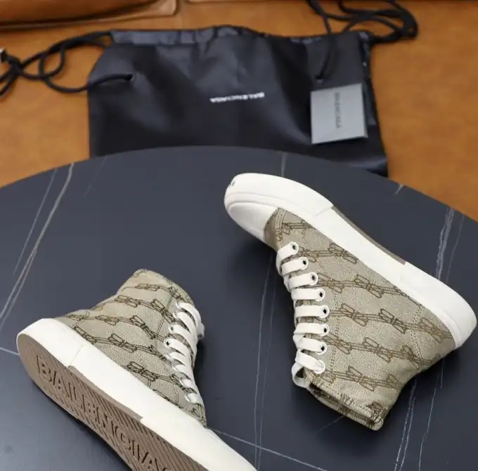 hype Balenciaga Sneakers