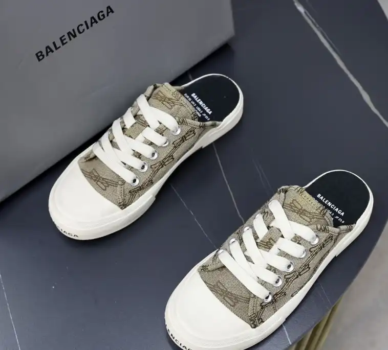 hype Balenciaga Sneakers