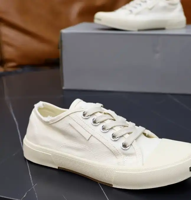 hype Balenciaga Sneakers