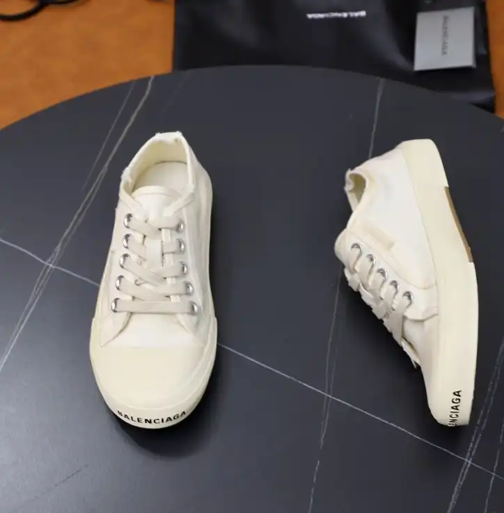 hype Balenciaga Sneakers