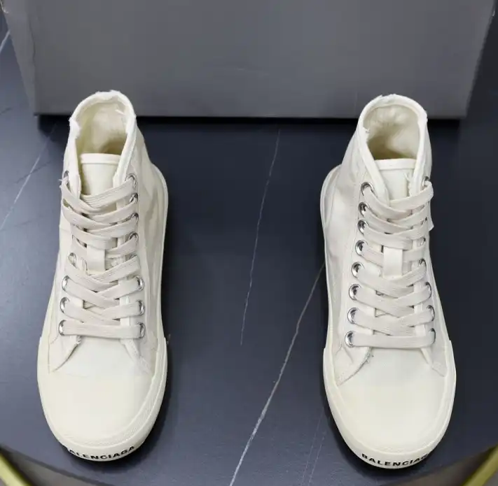 hype Balenciaga Sneakers