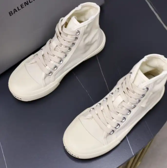 hype Balenciaga Sneakers