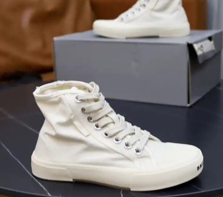 hype Balenciaga Sneakers