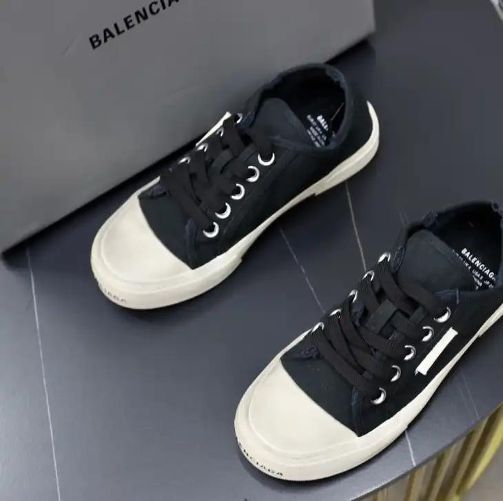 hype Balenciaga Sneakers