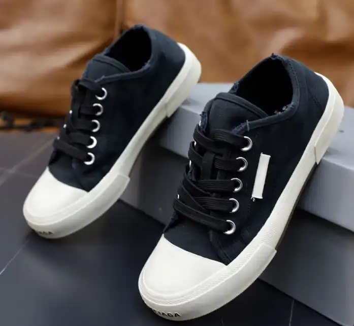 hype Balenciaga Sneakers