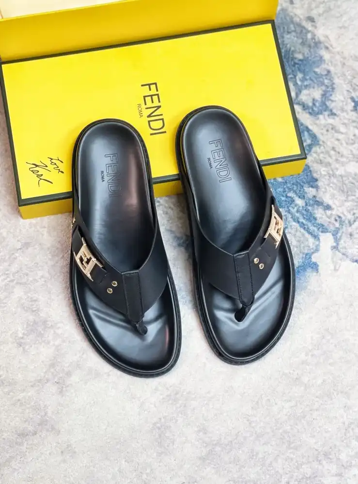 hype Fendi Slippers