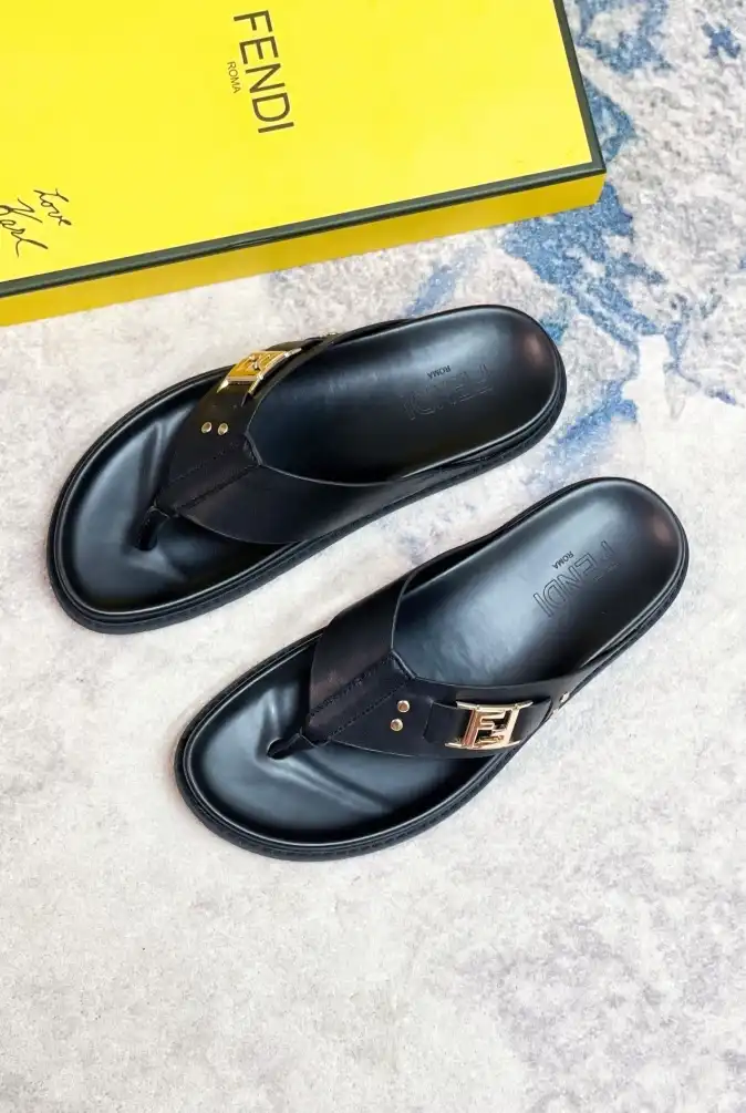 hype Fendi Slippers