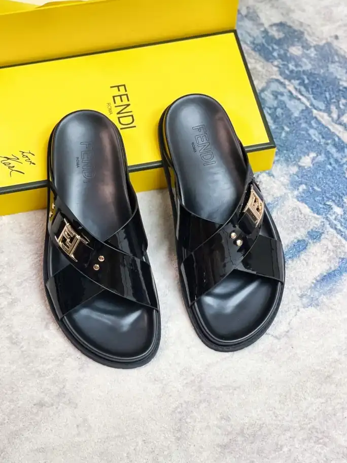 hype Fendi Slippers