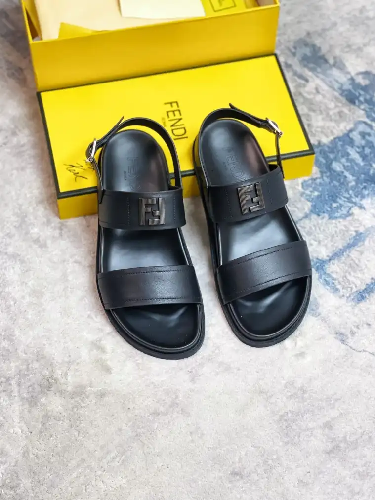 hype Fendi Slippers