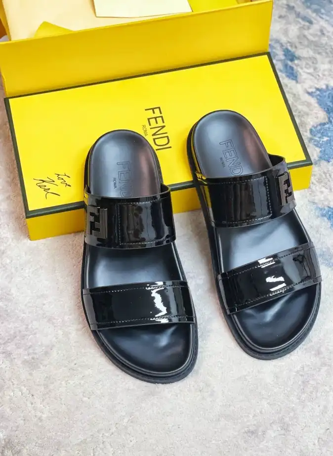 hype Fendi Slippers