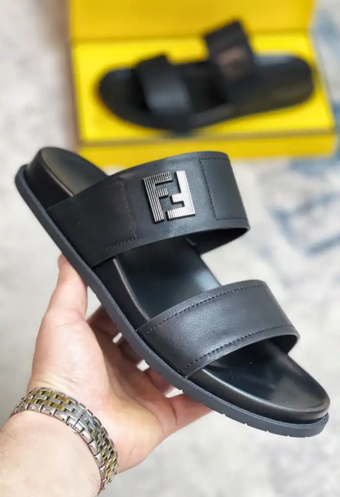 hype Fendi Slippers