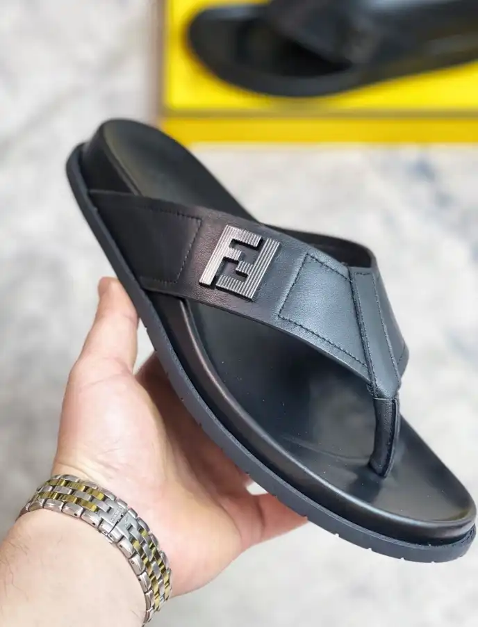 hype Fendi Slippers