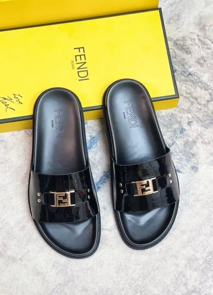 hype Fendi Slippers