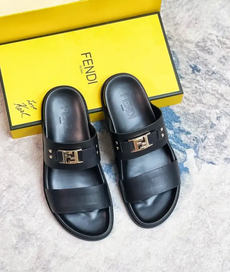 hype Fendi Slippers